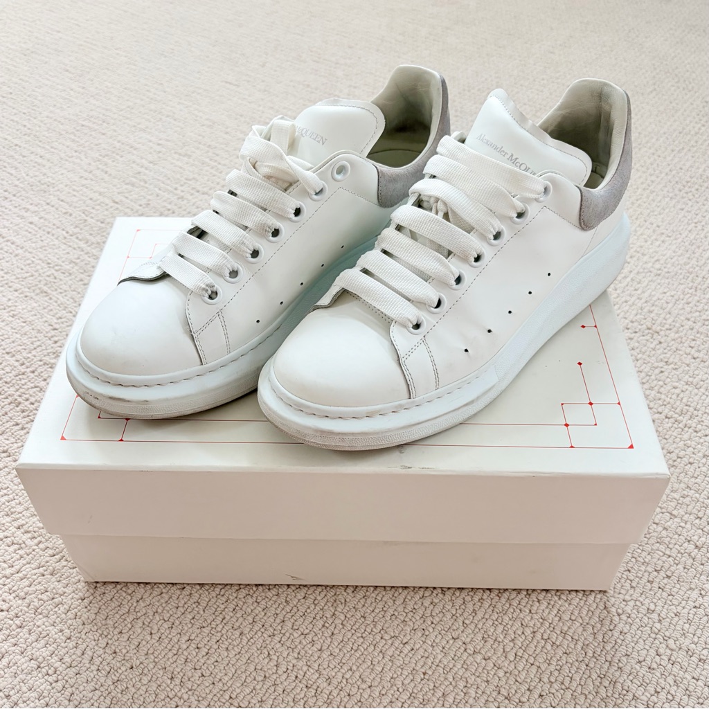 Men’s Alexander Mcqueen Oversized Sneaker In White/Gray Size 42